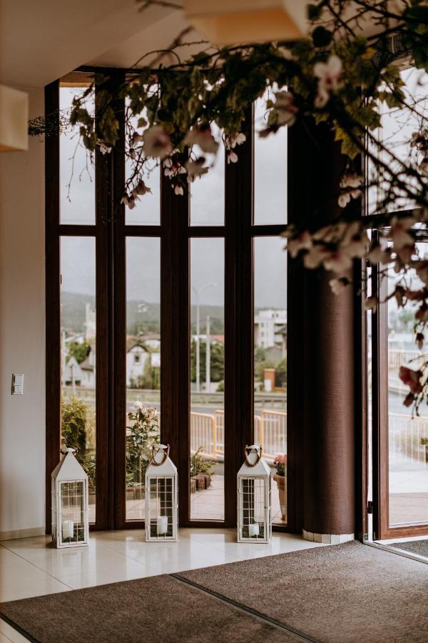 Hotel Magnolia Sitkowka-Nowiny 외부 사진